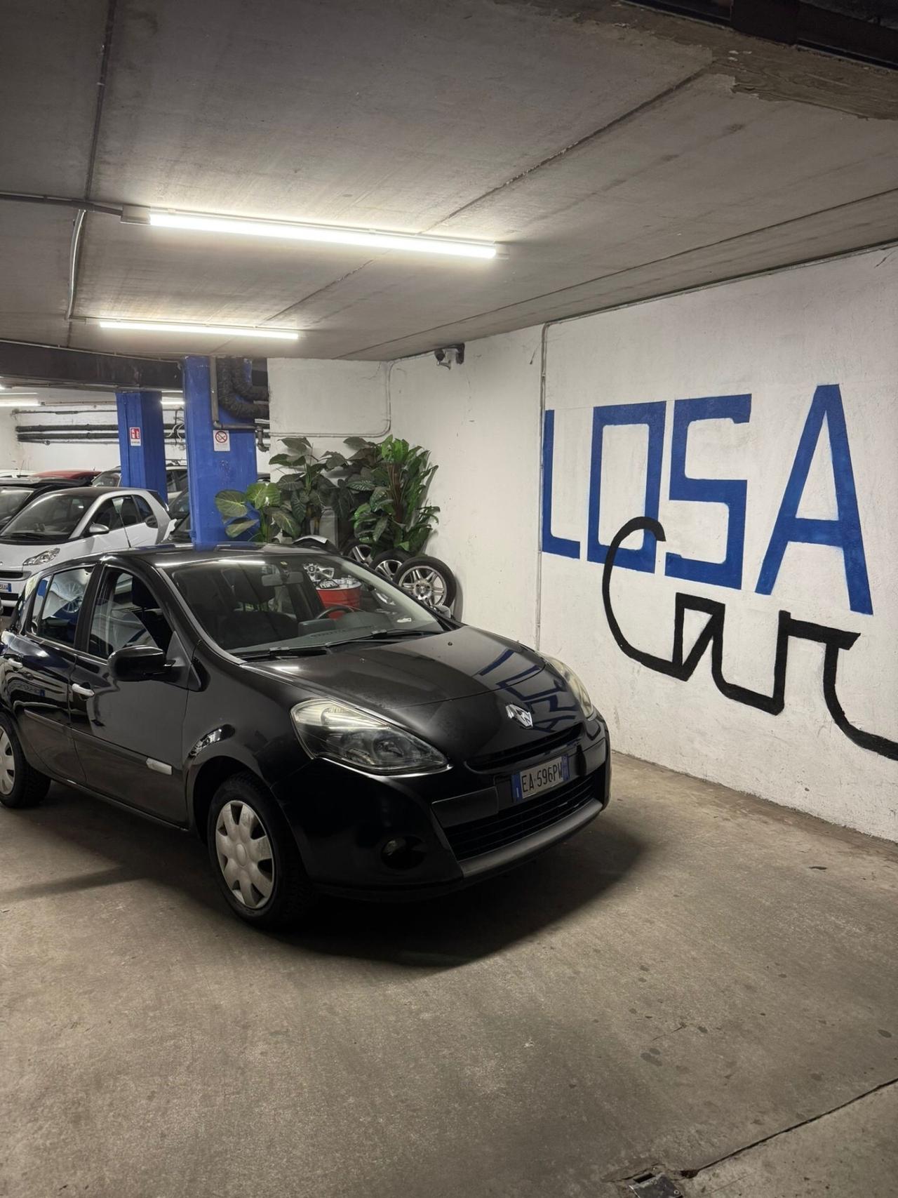 Renault Clio 1.2 16V 5 porte 2010