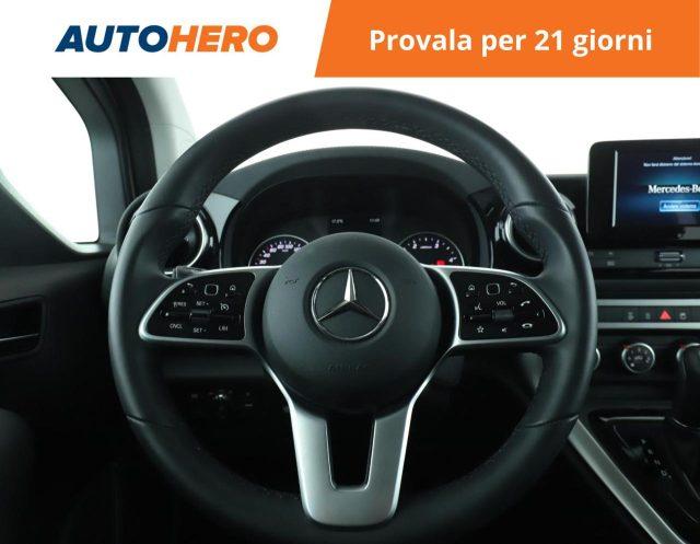 MERCEDES-BENZ T 180 d Sport