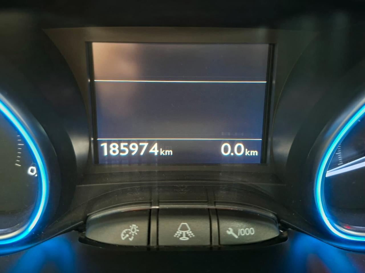 Peugeot 2008 1.6 e-HDi 115cv Allure 2014