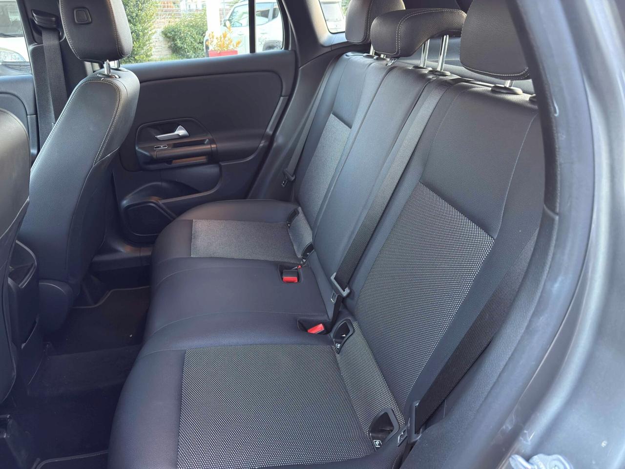 Mercedes-benz GLA 200 d Automatic Business Extra