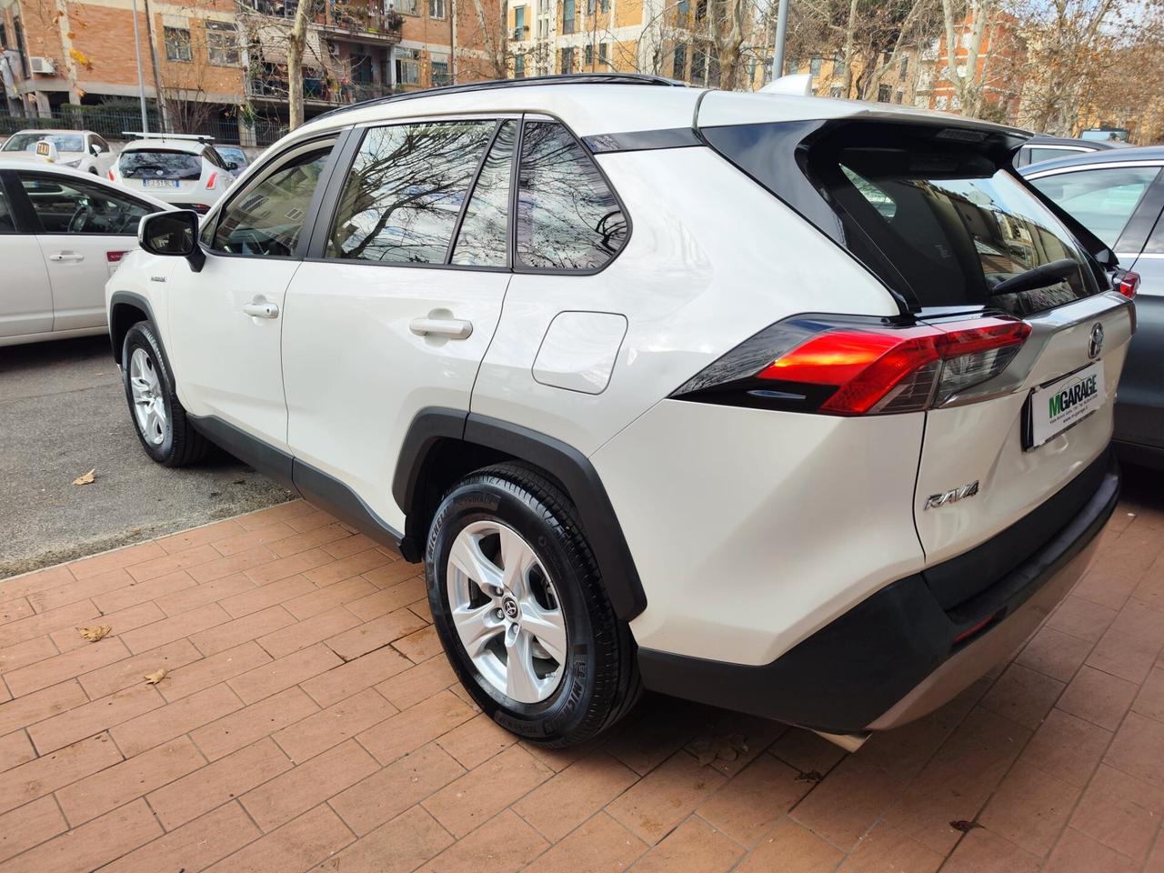 Toyota RAV 4 RAV4 2.5 HV (218CV) E-CVT 2WD Business