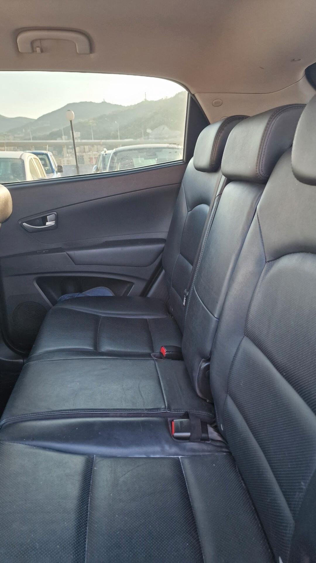 Ssangyong Korando 2.0 e-XDi 175 CV AWD AT Classy Navi