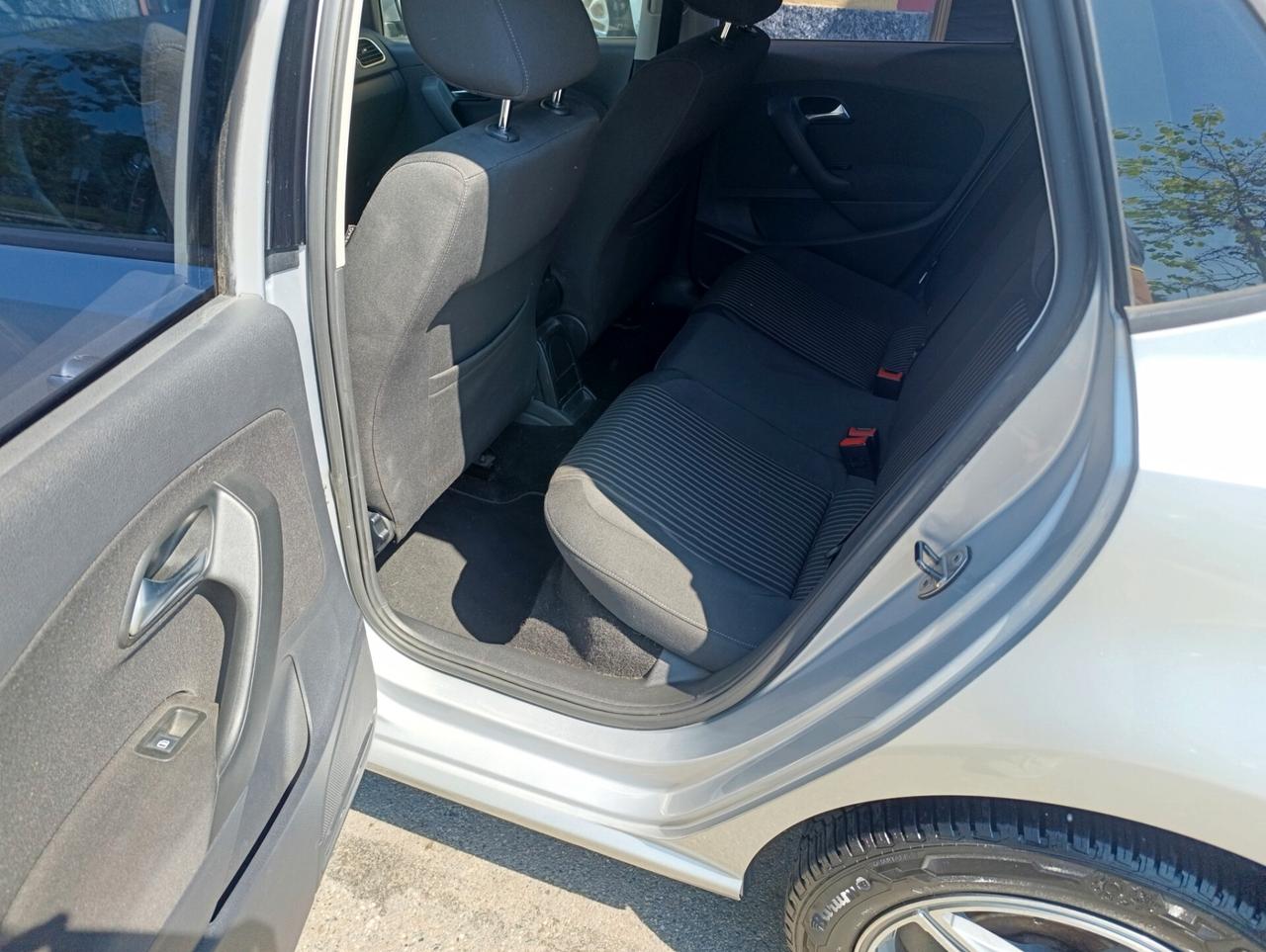 Volkswagen Polo 1.4 5 porte Highline BiFuel