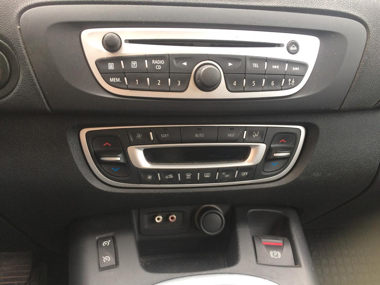 2009 Renault Scenic Scénic 1.5 dCi/105CV Dynamique 7 posti!