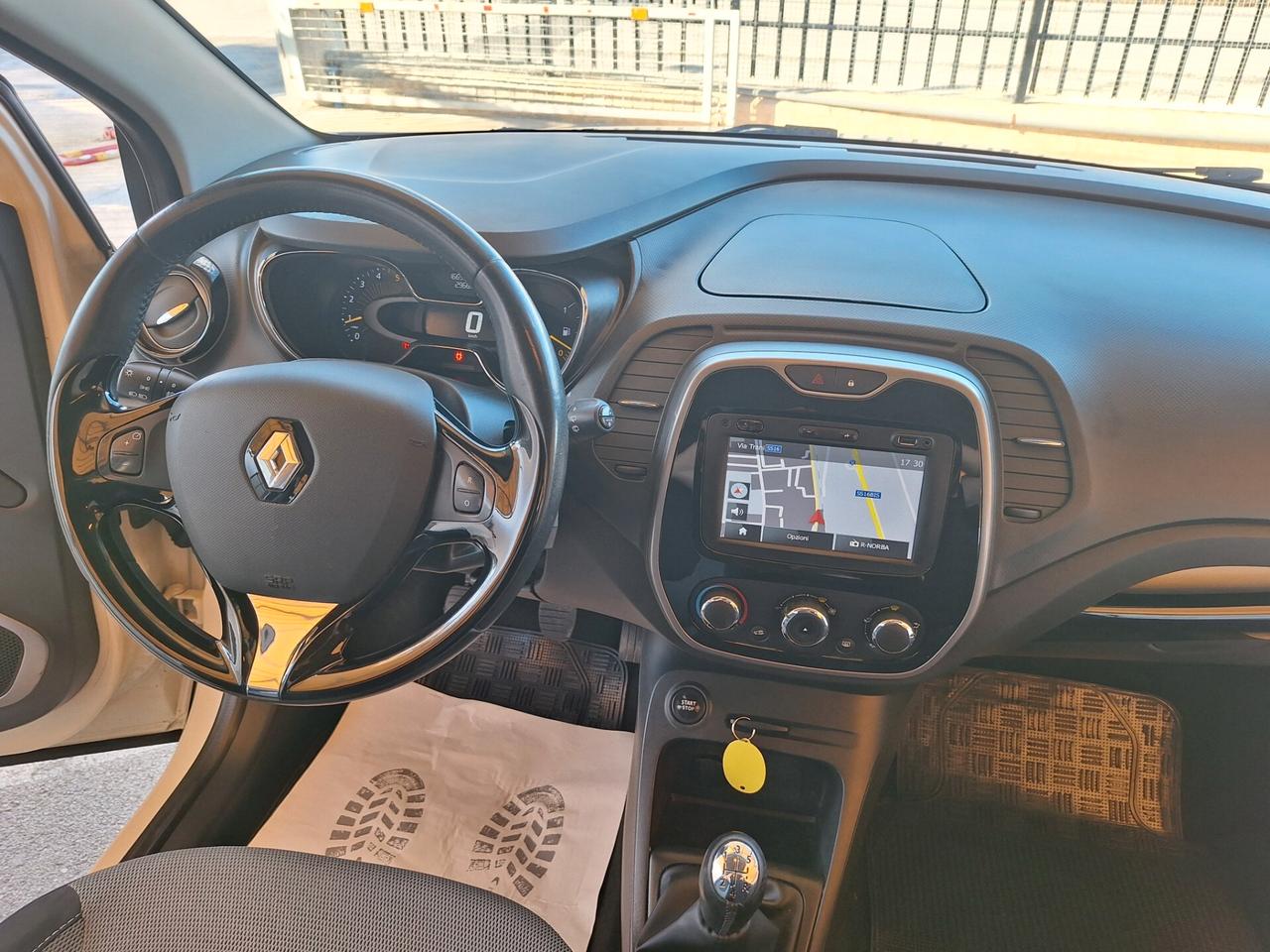 Renault Captur 1.5 dCi 90 CV Zen NAVI 2015