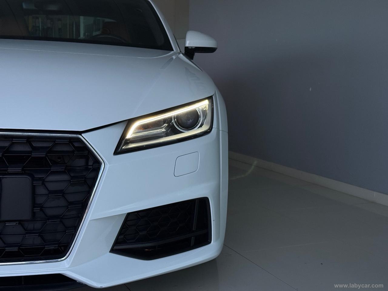AUDI TT Coupé 40 TFSI S tronic