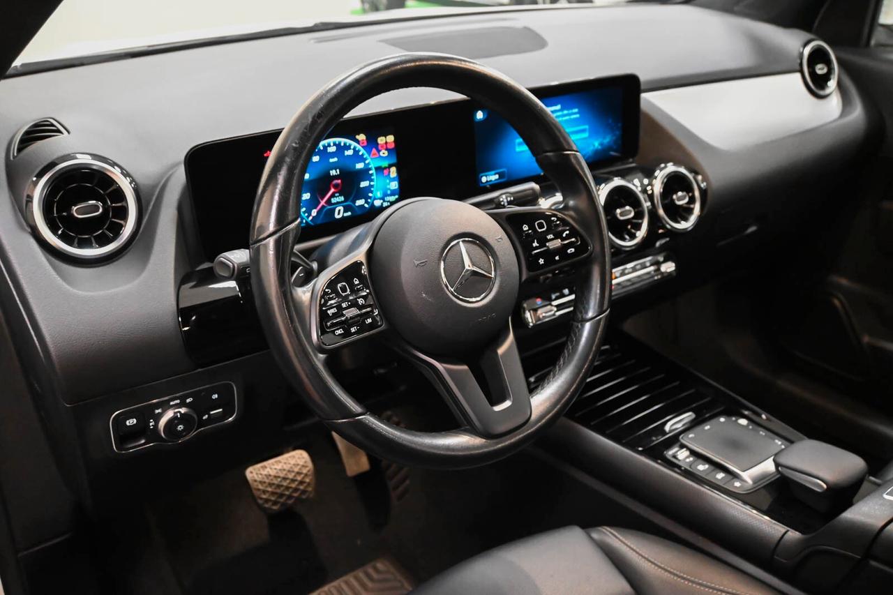 MERCEDES GLA (H247) GLA 250 e EQ-Power...