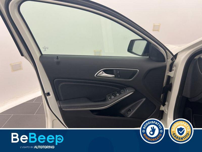 Mercedes-Benz GLA 200 D SPORT AUTO