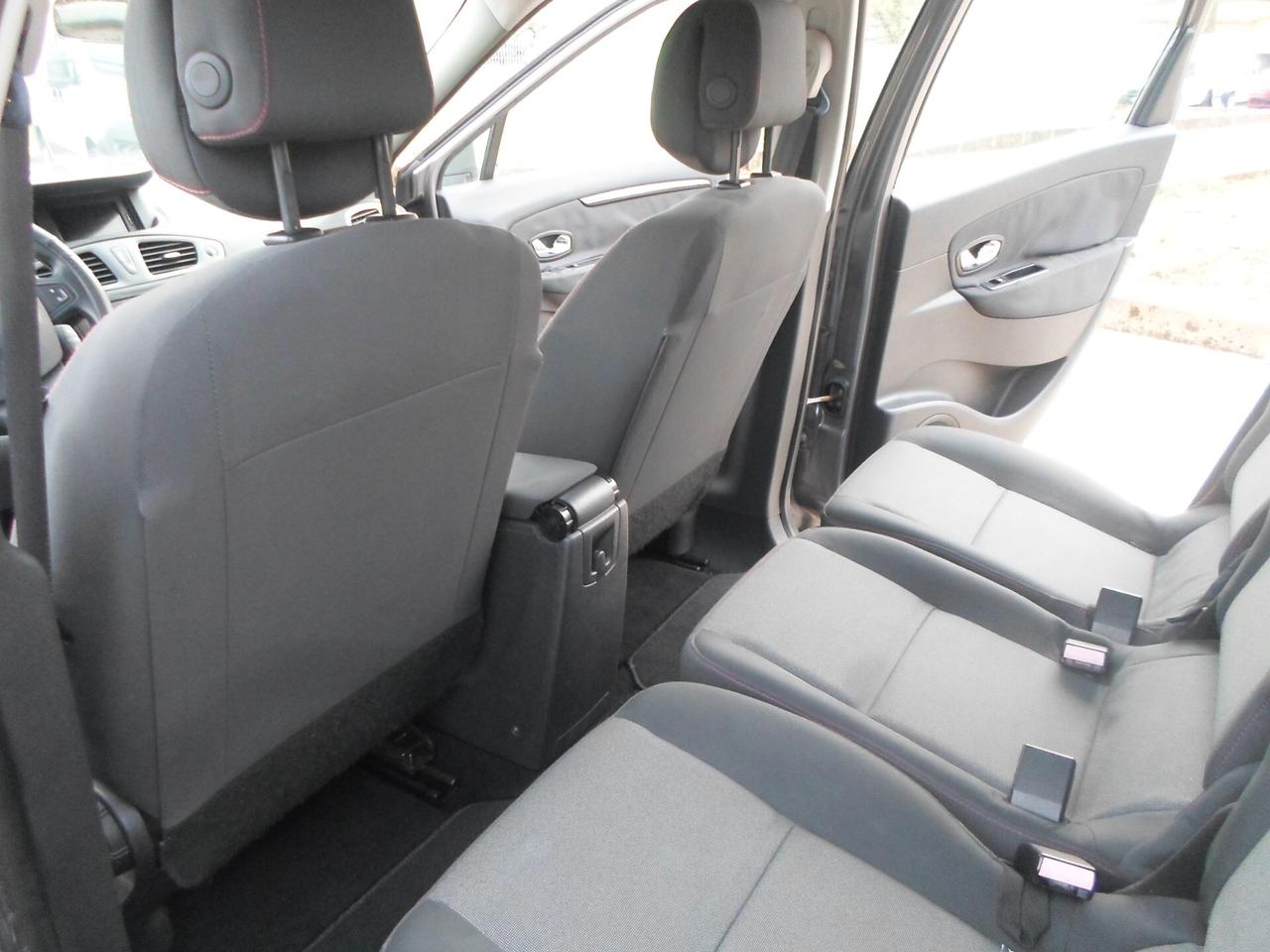 Renault Scenic Scénic XMod 1.5 dCi 110CV EDC Bose