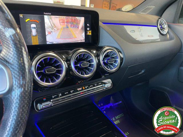 MERCEDES-BENZ GLA 200 d Auto Premium AMG *TETTO*NIGHT