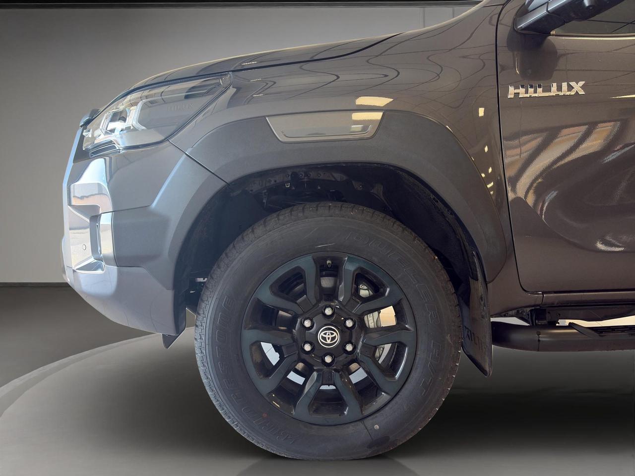 Toyota Hilux 2.8 d-4d 48V double cab Invincible