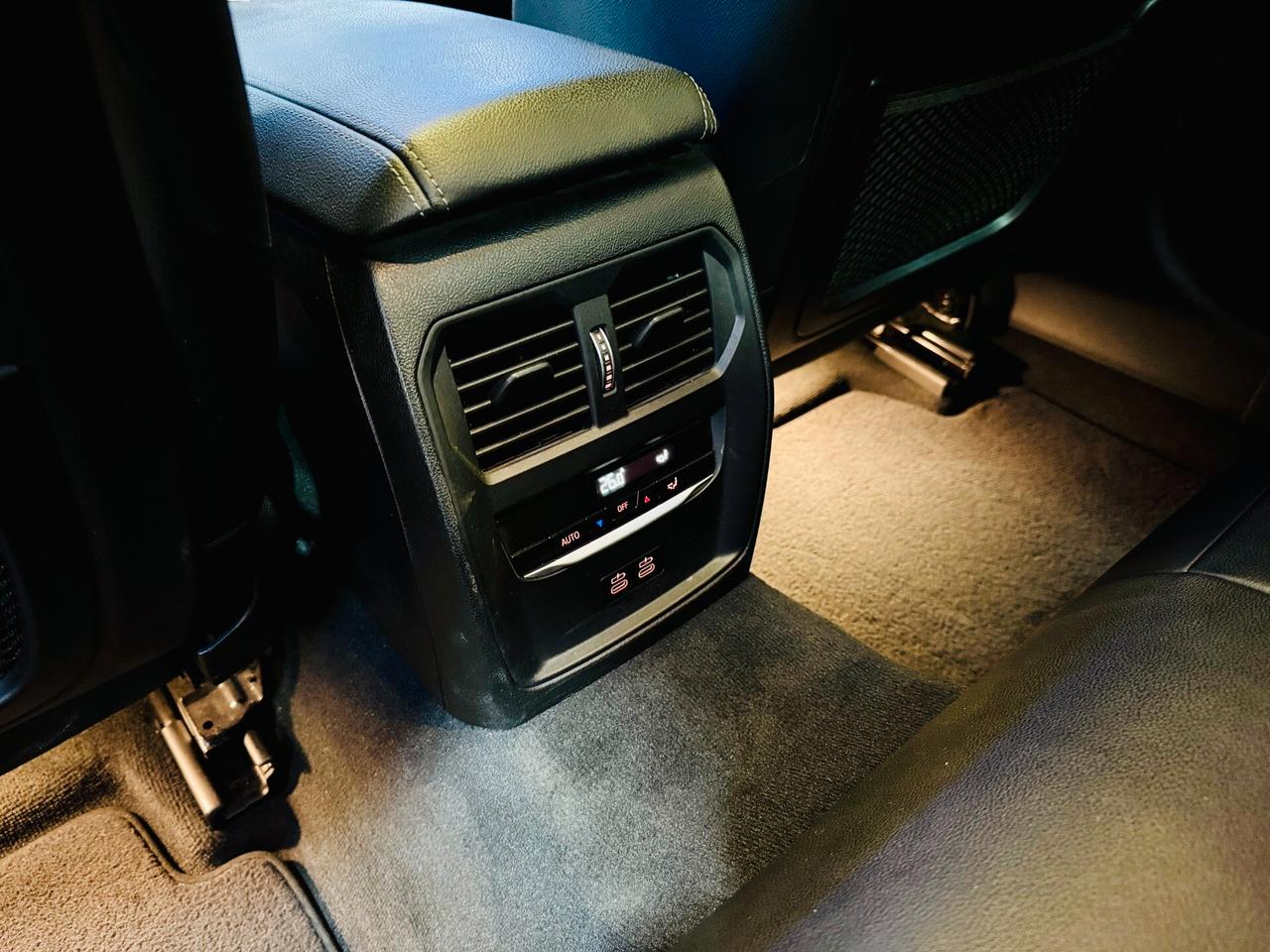 BMW 330i xDrive Msport PRO / Laser / M3 Pack / Tetto / HeadUp