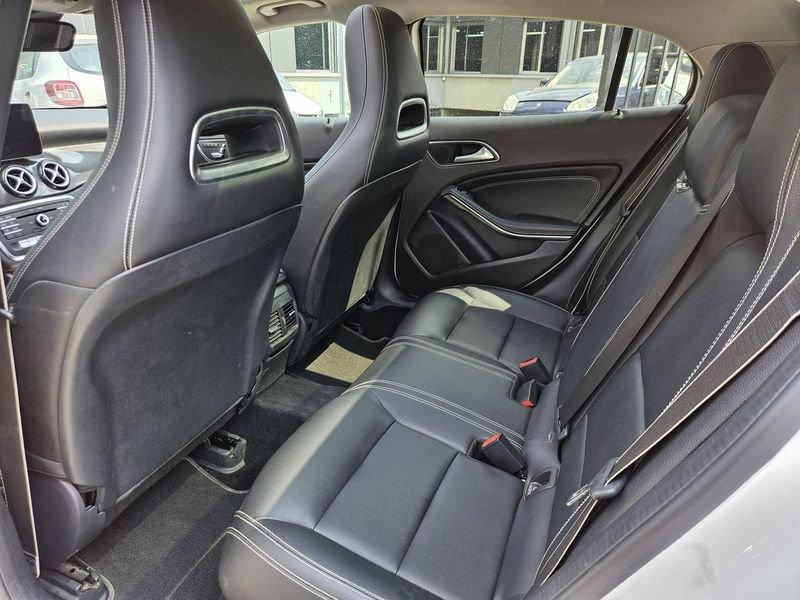 Mercedes-Benz GLA 200 d Automatic Premium