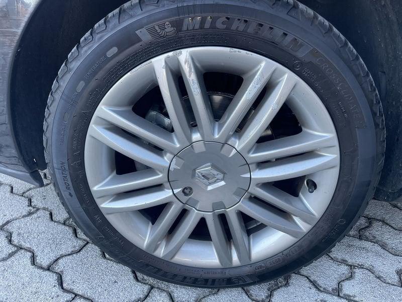 Renault Clio Clio 5p 1.2 16v 20th Anniversario NEOPATENTATI