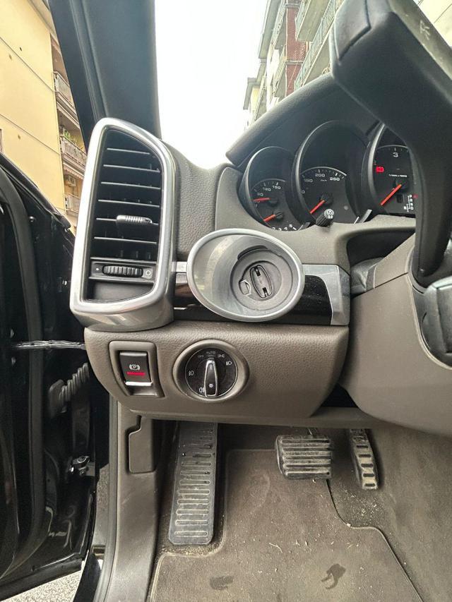 PORSCHE Cayenne 3.0 Diesel