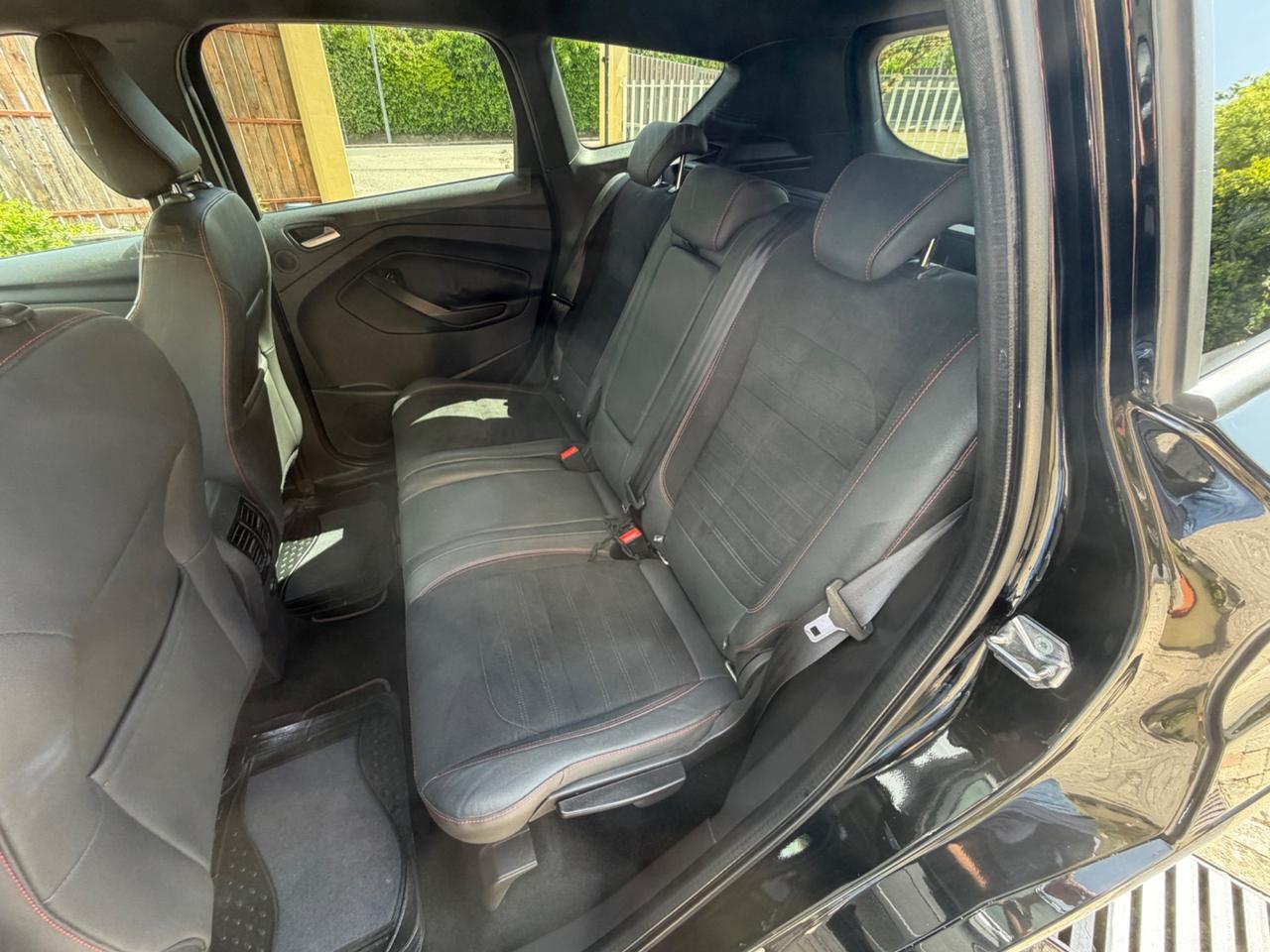 Ford Kuga 2.0 TDCI 150 CV S&S 4WD Powershift Vignale