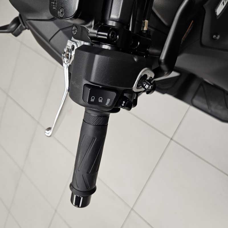 Yamaha T-Max 560 - 2024