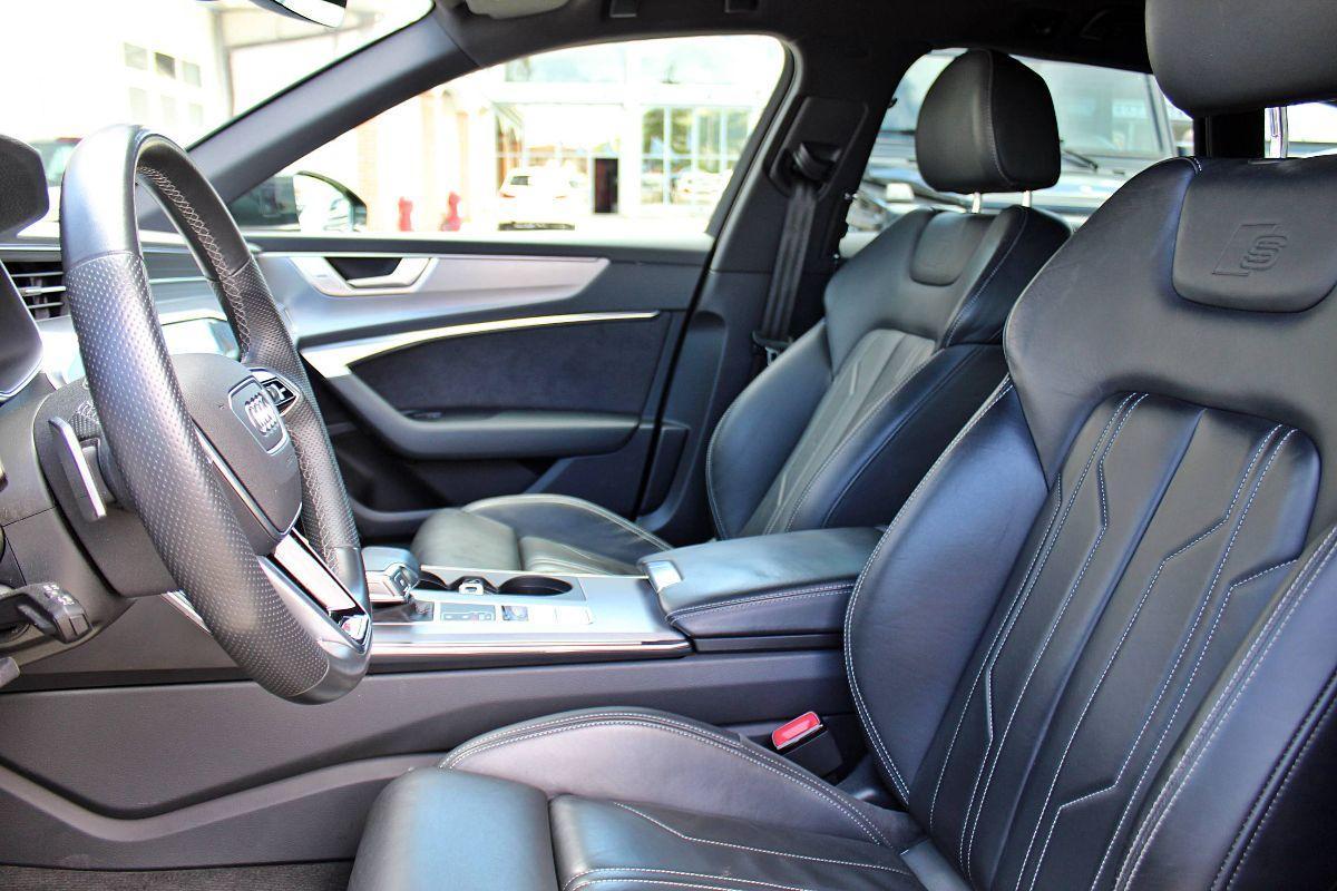 AUDI - A6 Avant - A6 Av 40 2.0 TDI qu ultra S tr Bus. Des.