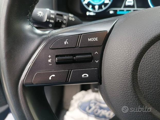 Hyundai i20 100 cv Ibrida Connectline