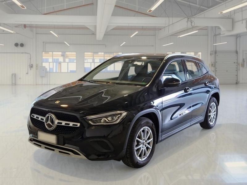 MERCEDES-BENZ GLA 200 Automatic Business Extra