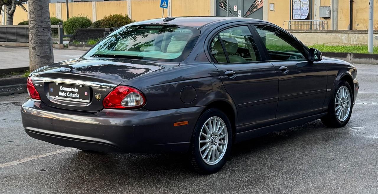 Jaguar X-Type 2.0D POCHI CHILOMETRI