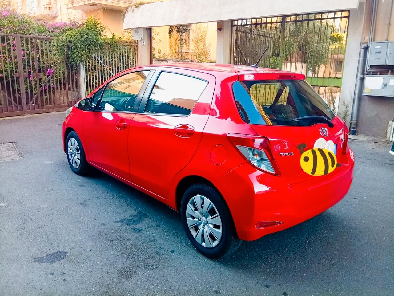 Toyota Yaris 1.0 5 porte Lounge