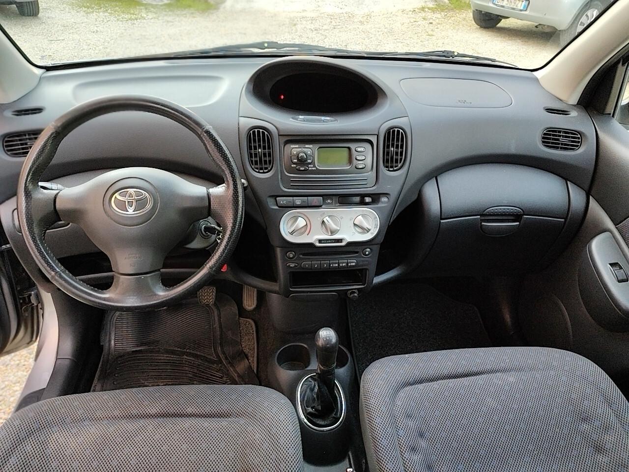 Toyota Yaris Verso 1.3i 16V cat Sol