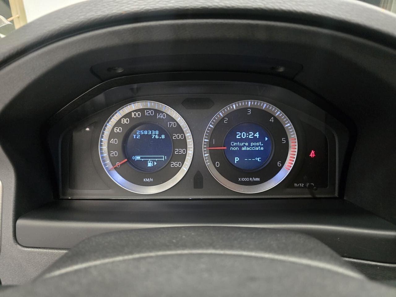 Volvo V70 2.4 d5 185 cv Momentum 2009