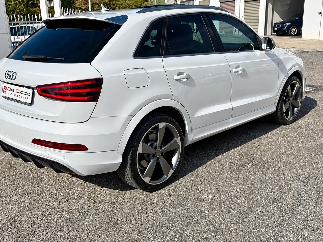 Audi Q3 RS 2.5 TFSI quattro S tronic Tetto