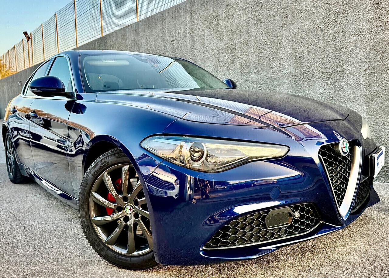 Alfa Romeo Giulia 2.2 TD 180 CV,LED+Xeno,Navi,Retrocam.,Pelle,ecc.