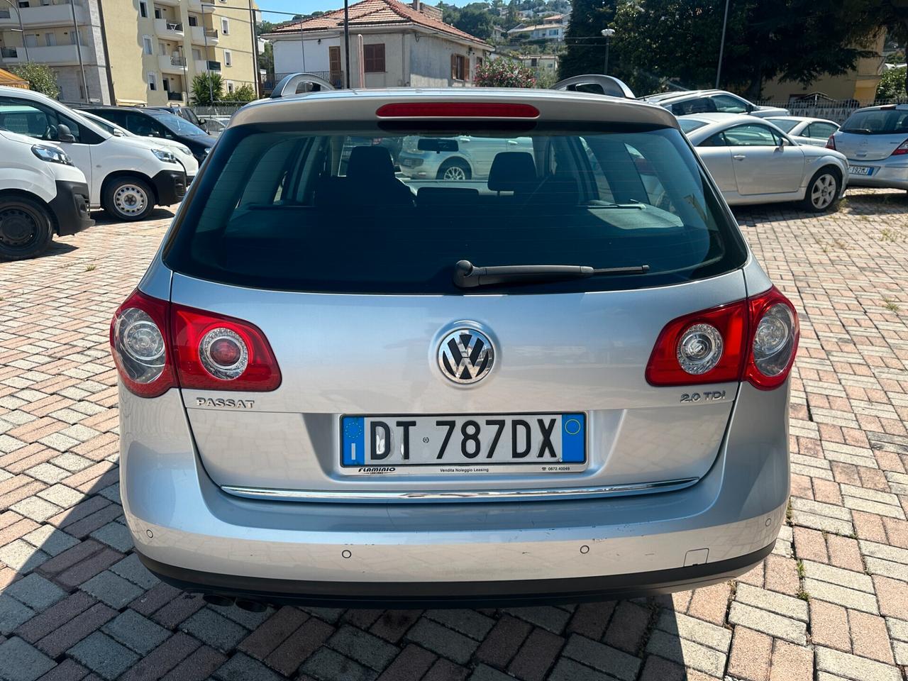 Volkswagen Passat 2.0 TDI DPF Var. Comfortline