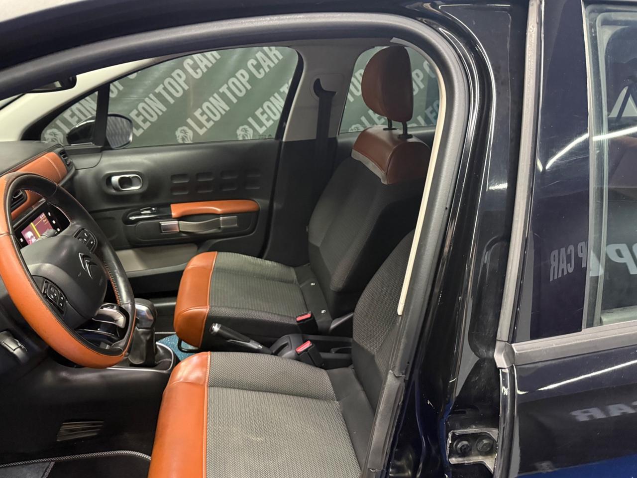 Citroen C3 PureTech 82 Shine misto pelle full