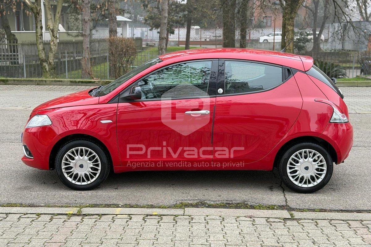 LANCIA Ypsilon 1.2 69 CV 5 porte GPL Ecochic Gold