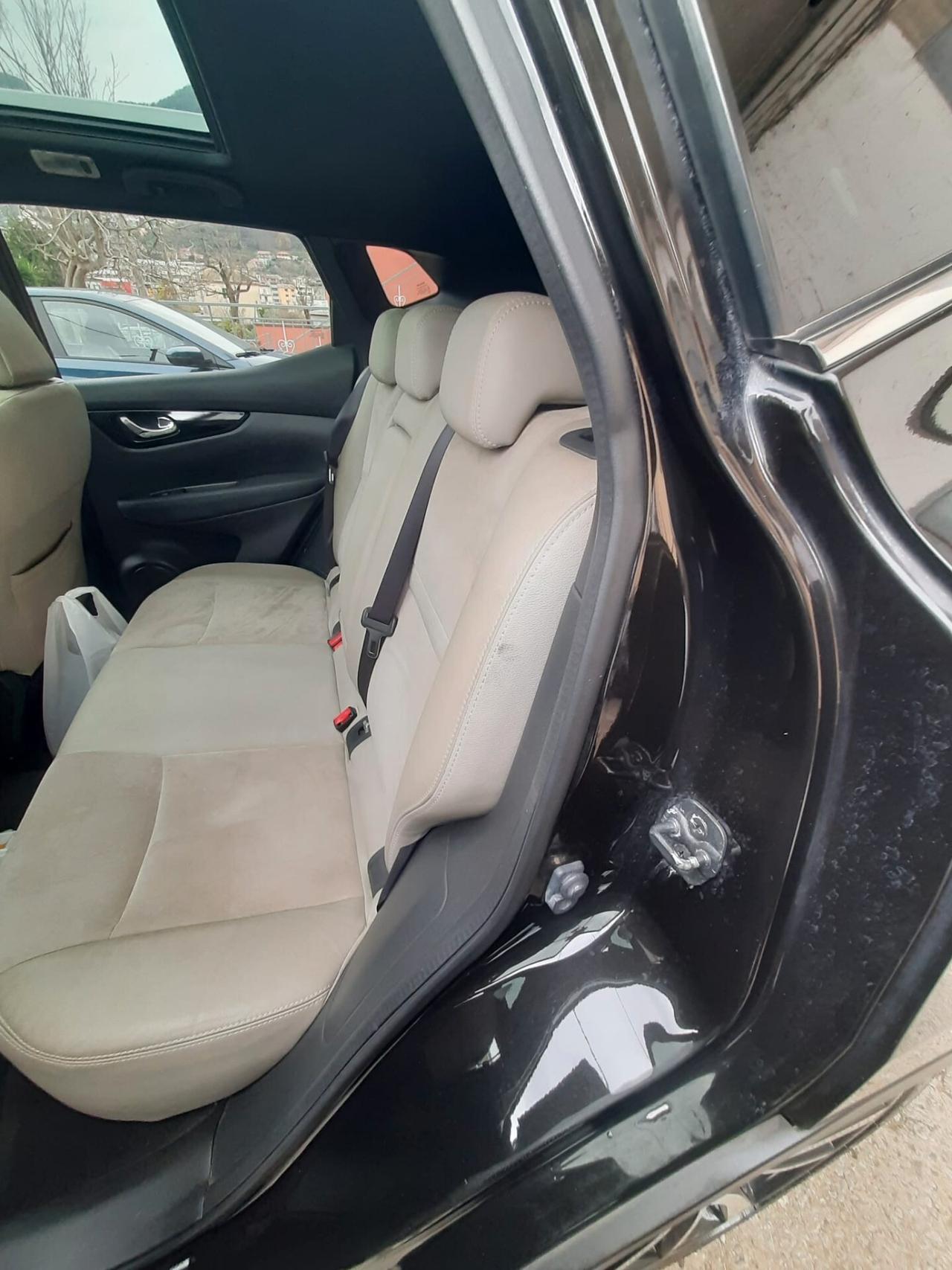 Nissan Qashqai 1.6 dCi 4WD Tekna