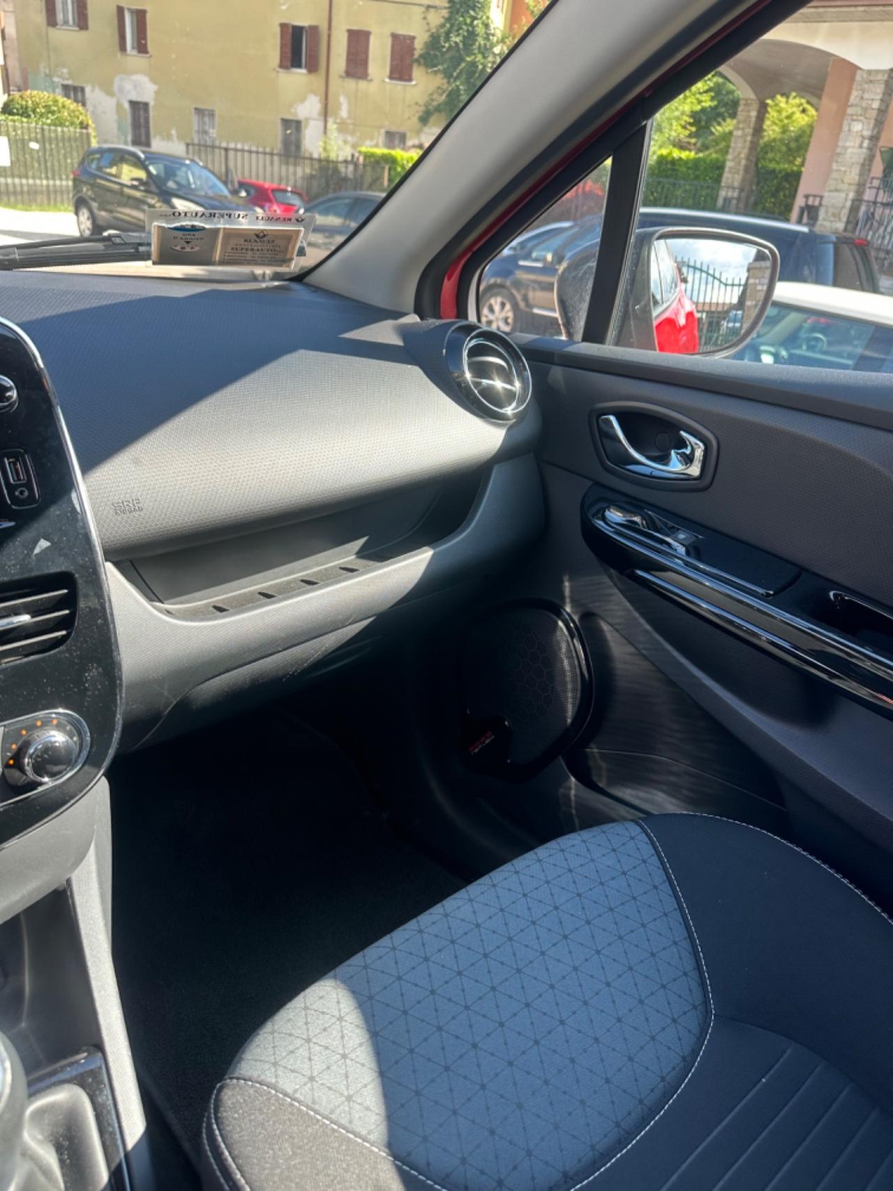 Renault CLIO TCe 12V 90CV 5P ENERGY KMCERT NEOPAT GARANZ
