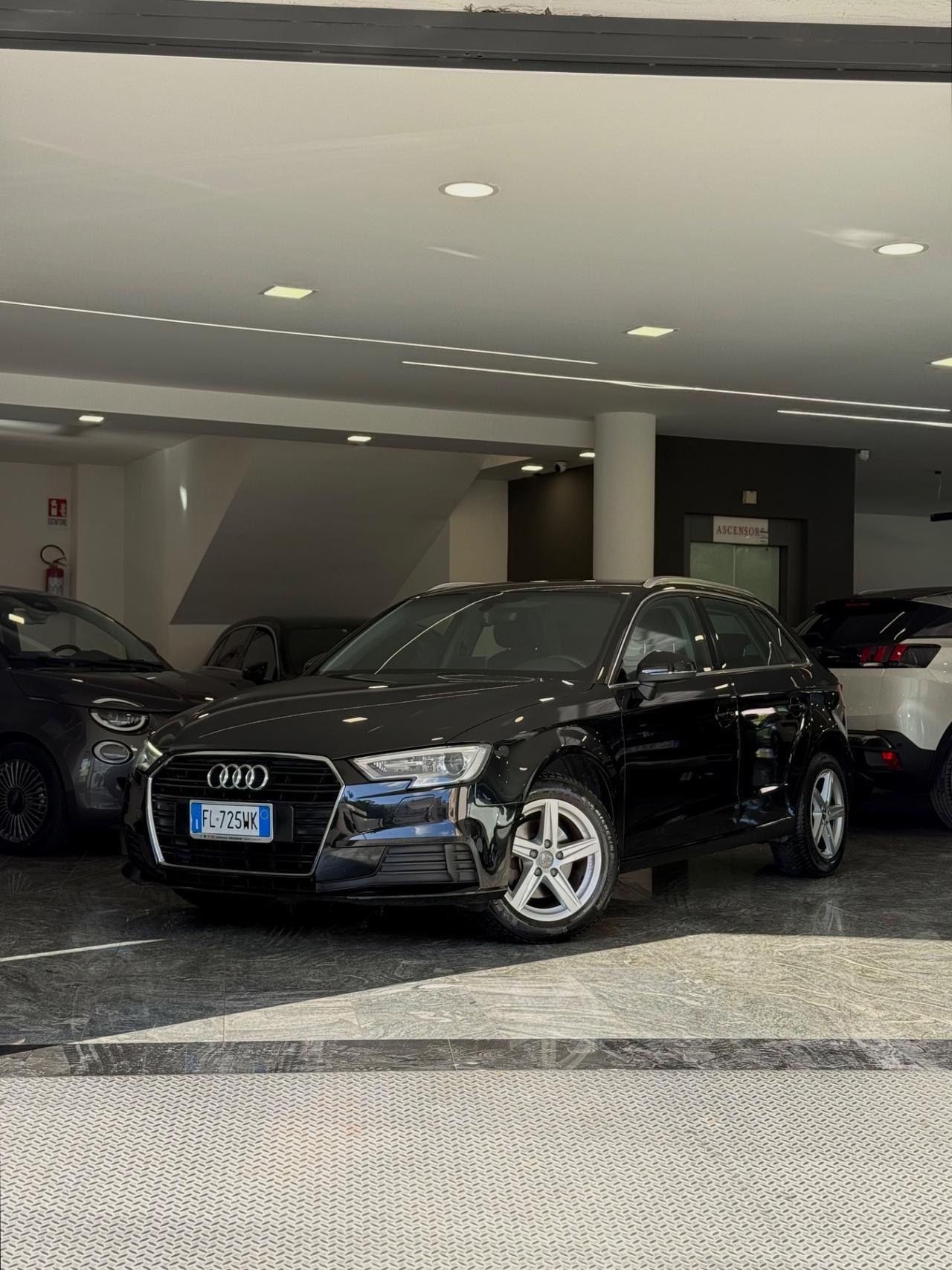 Audi A3 1.6 TDI 116 CV S tronic Sport