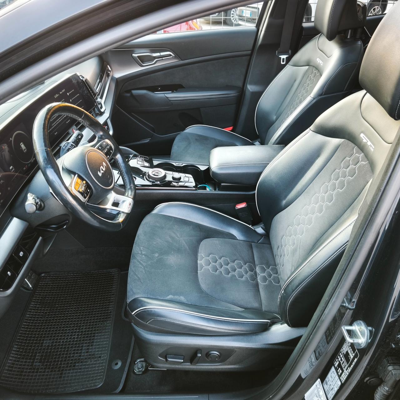 Kia Sportage 1.6 CRDi MHEV DCT GT-line Plus