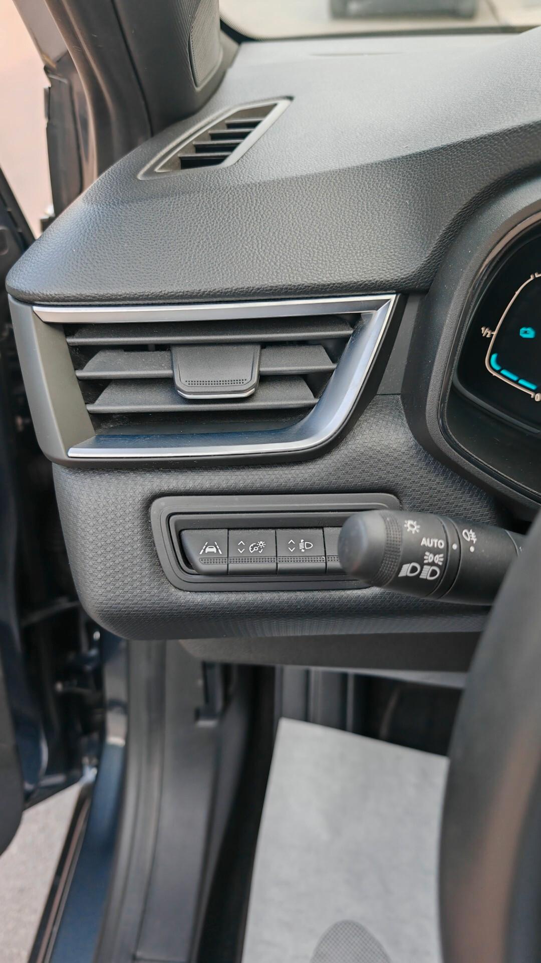 Renault Clio Full Hybrid E-Tech 140 CV 5 porte Intens