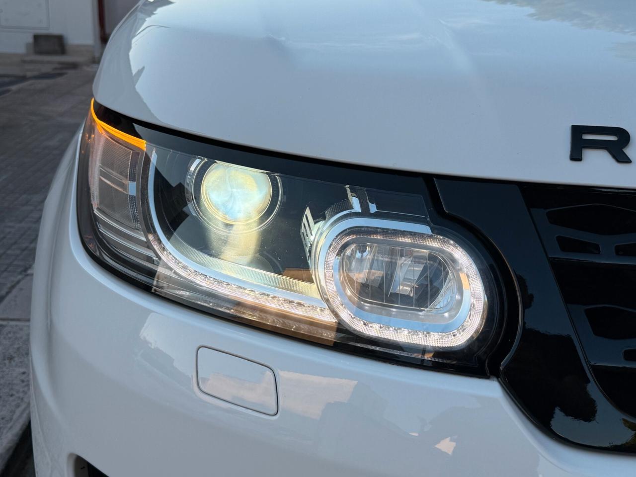 Land Rover Range Sport 3.0 TDV6 HSE NAVI CAMERA
