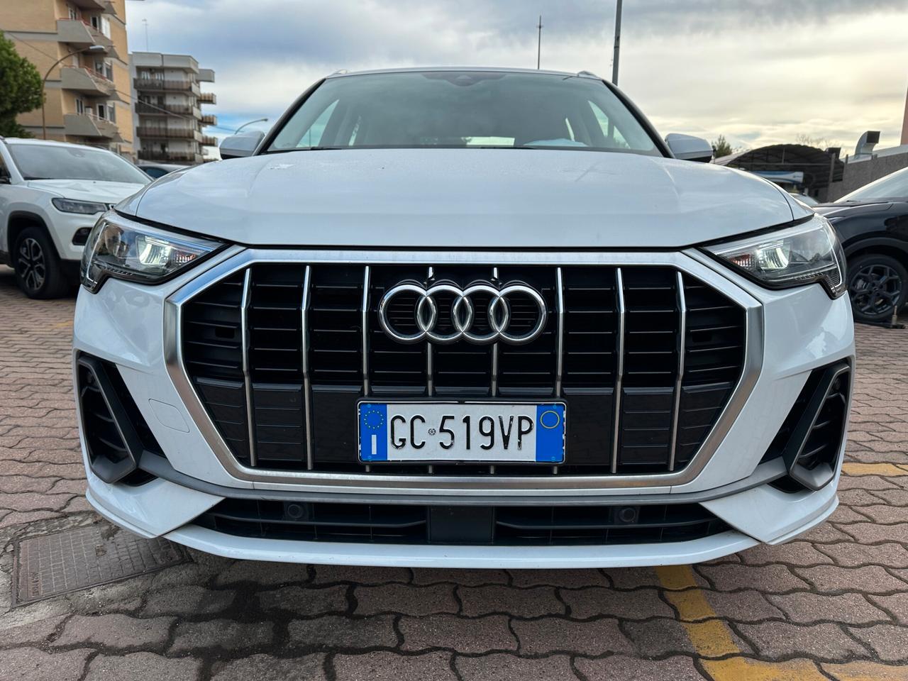 Audi Q3 35 TDI S tronic line edition