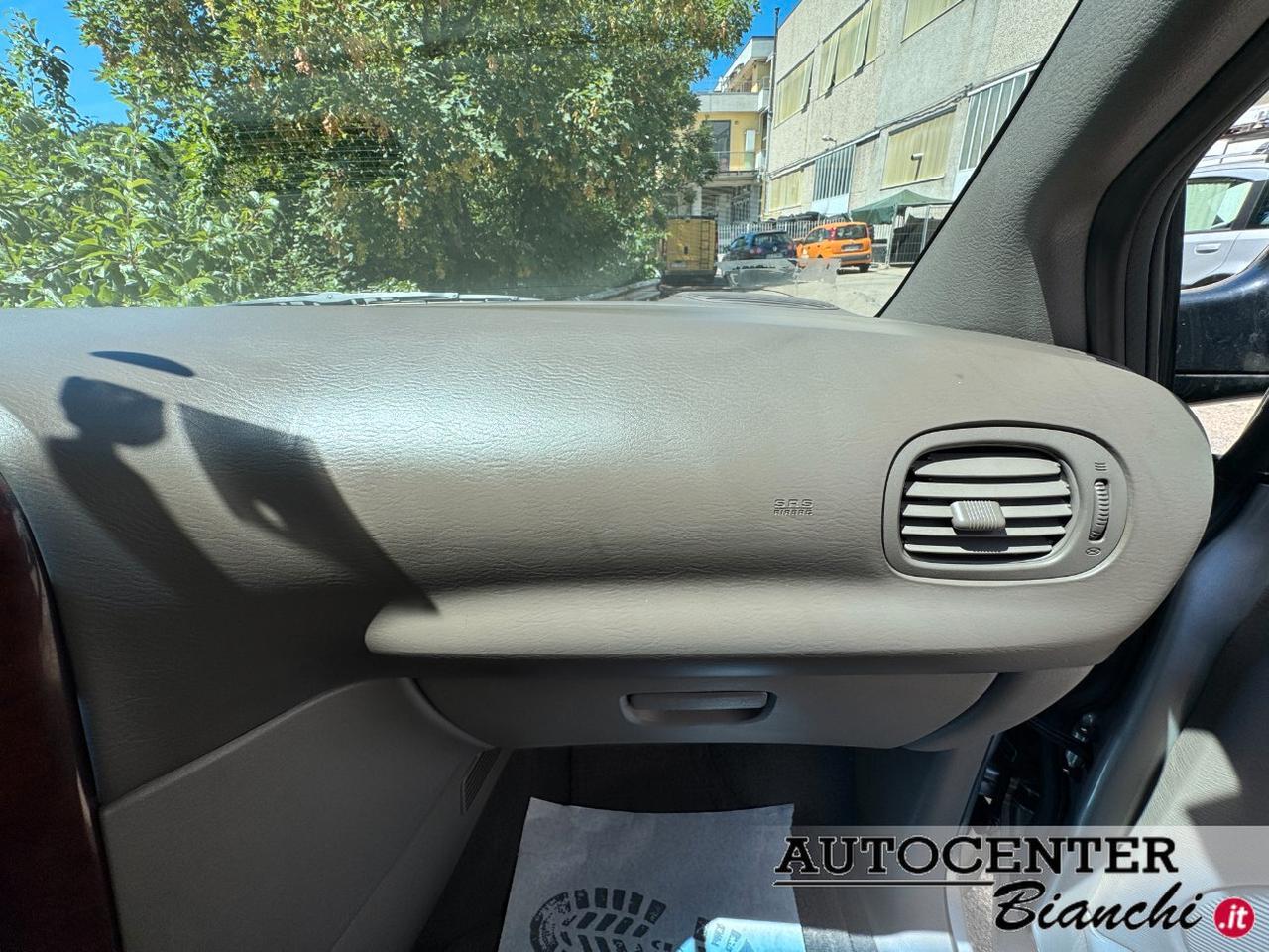 Chrysler Voyager 2.5 crd LX