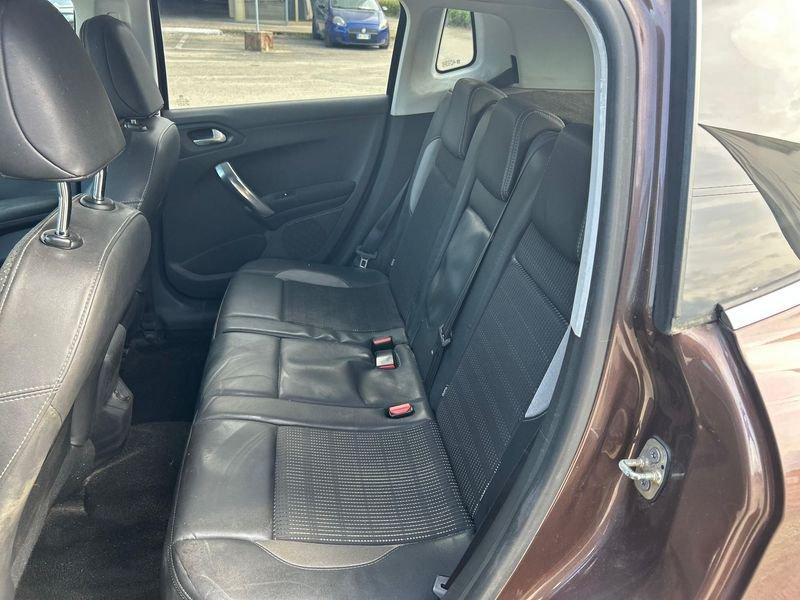 Peugeot 2008 Allure 1.6 e-HDi 92cv S&S