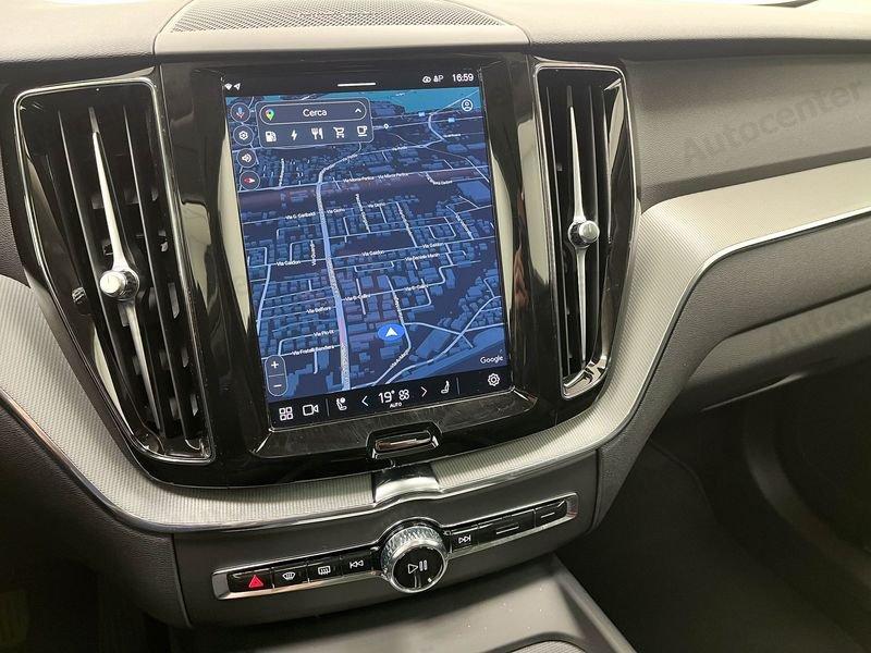 Volvo XC60 T6 Plug-in hybrid AWD automatico Plus Dark