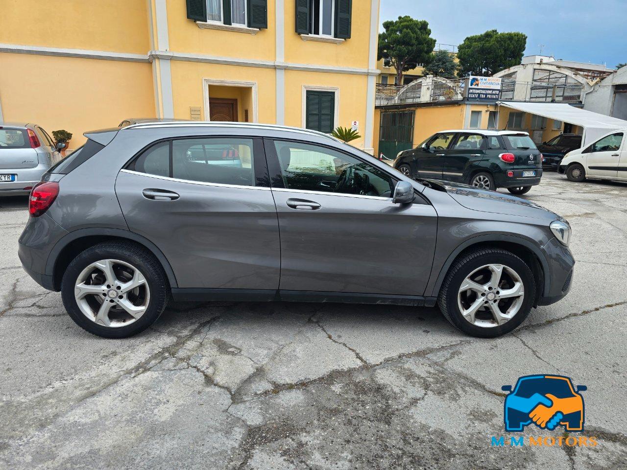Mercedes GLA 180 d Sport auto