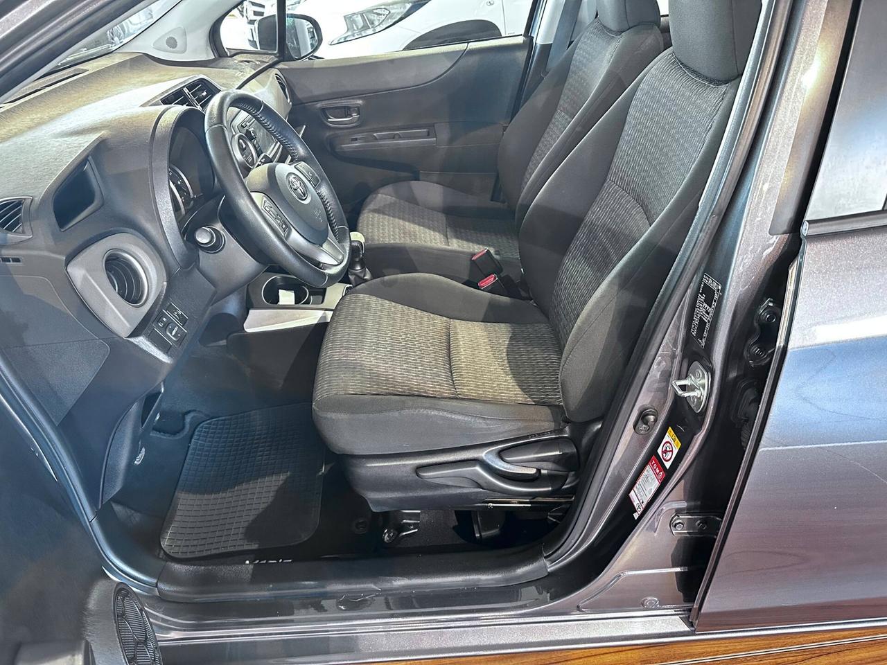 Toyota Yaris 1.0 5 porte Active