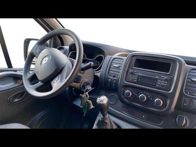 Renault trafic T27 2.0 dci 145cv L1H1 Energy