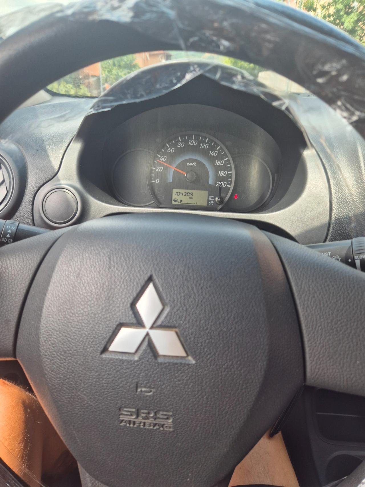 Mitsubishi Space Star 1.0 benzina neo patentati