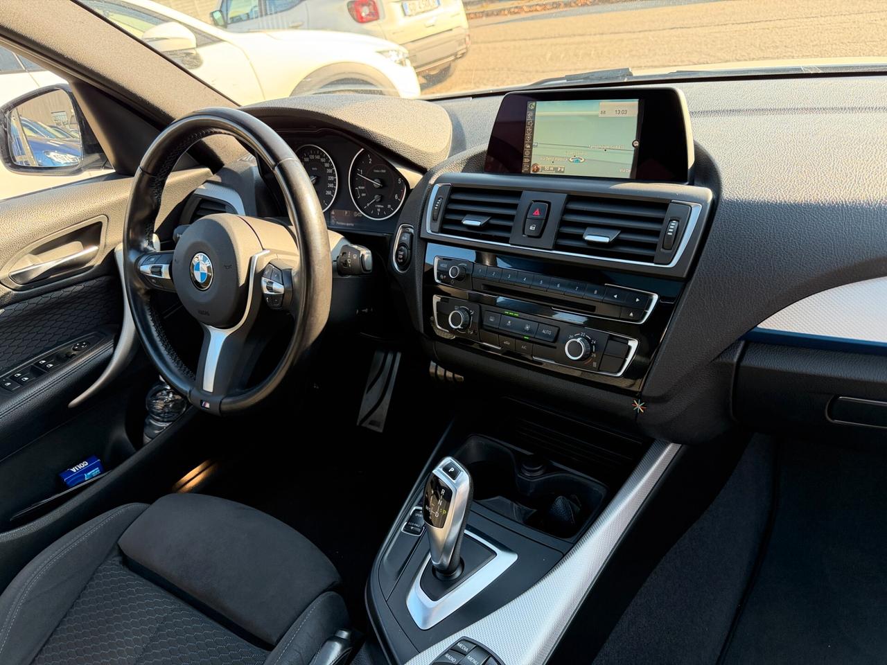 Bmw 118 118d 5p. Msport