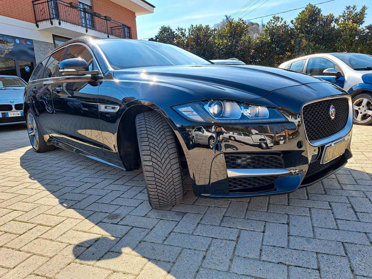 Jaguar XF 2.0 D 180 CV aut. R-Sport/FULL /FULL OPTIONAL