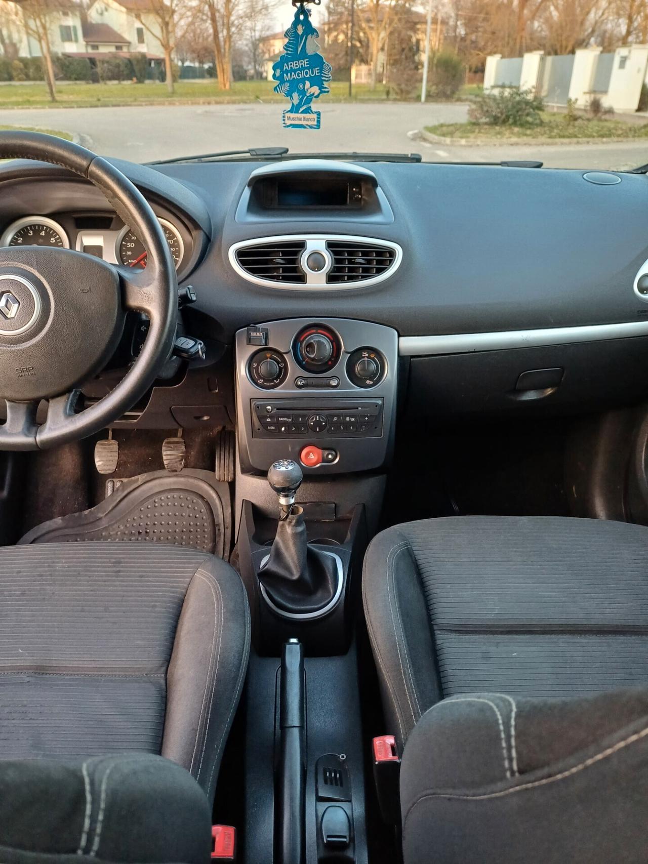 Renault Clio 1.2 16V 5 porte GPL Dynamique